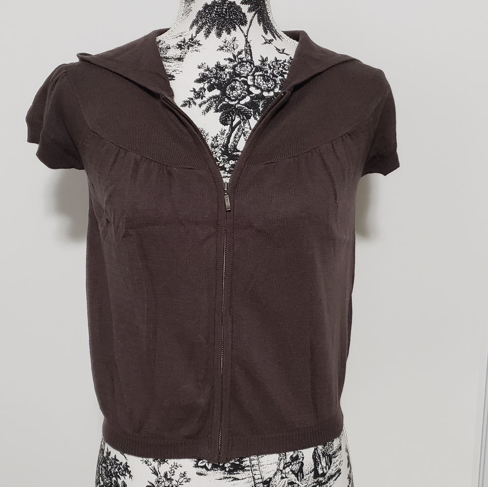 2/$20 Jacob Connexion short sleeve crop sweater